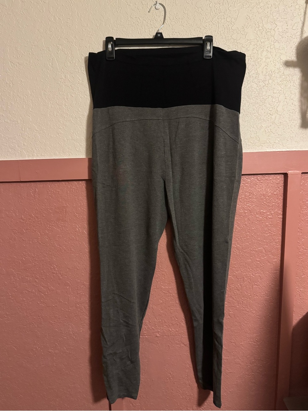 Maternity Knit Leggings with Black Waistband - Gray/Black and Jean short bundle